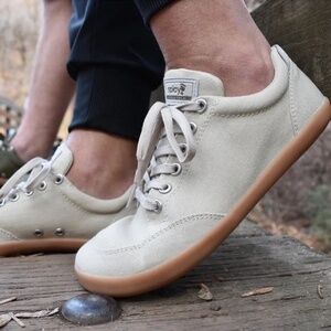 SPLAY Freestyle Wide Toe Box Low Top  Canvas Sneakers Unisex size 9M/11W